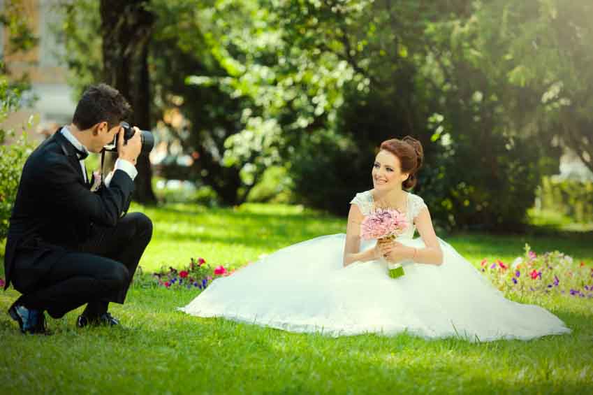An experienced wedding photographer will know how to get the best shots out of the bride, groom and wedding party