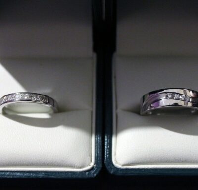 His and hers wedding rings