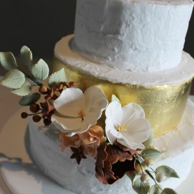 Heidi's Dream Cakes wedding cake