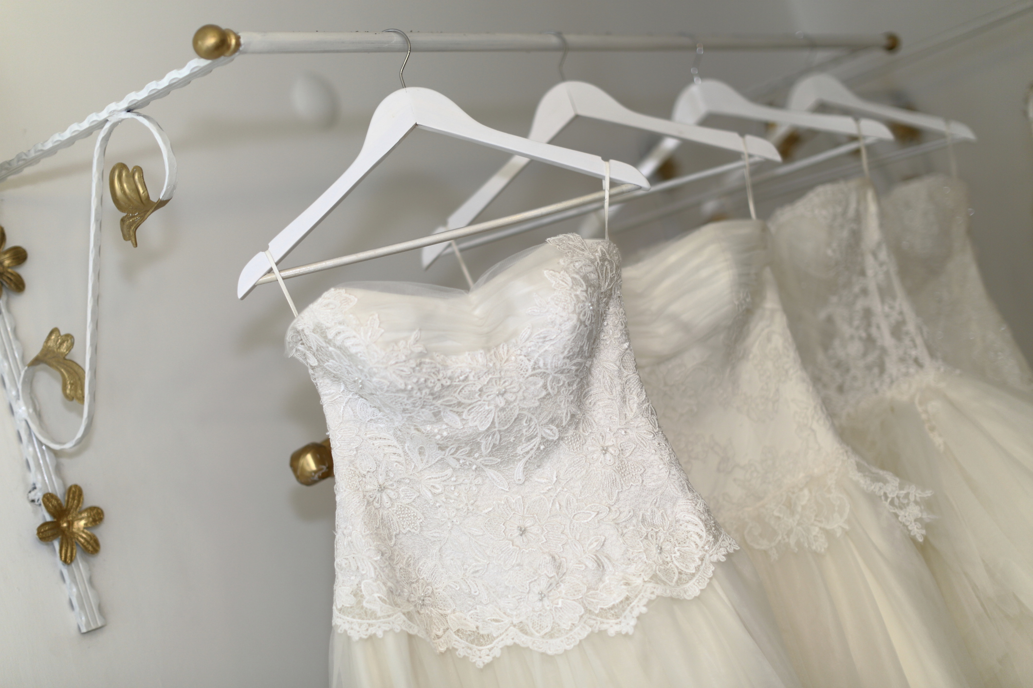 Sell your wedding outlet dress online