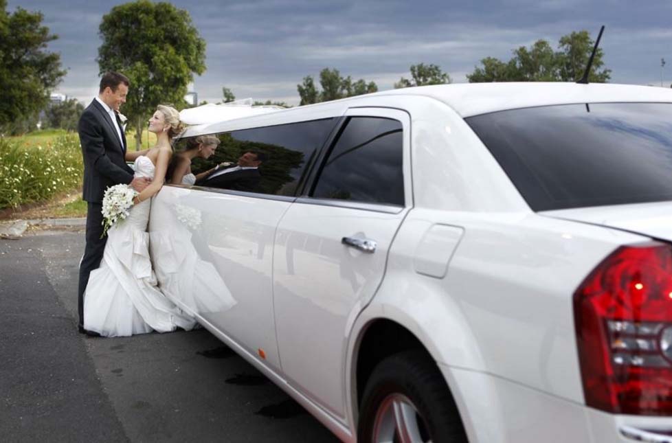  hvordan til at leje en limousine til dit bryllup