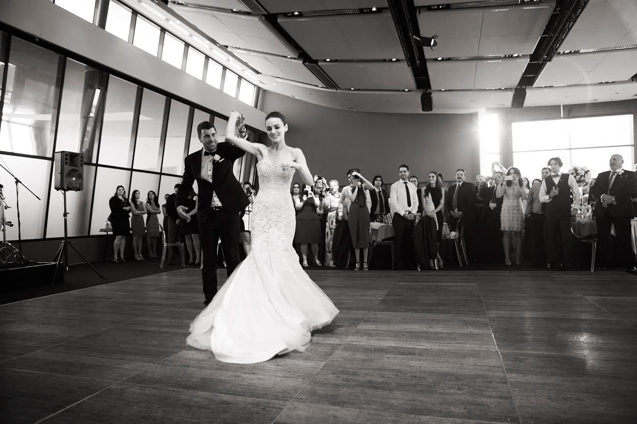 how to pull off your wedding first dance without nerves