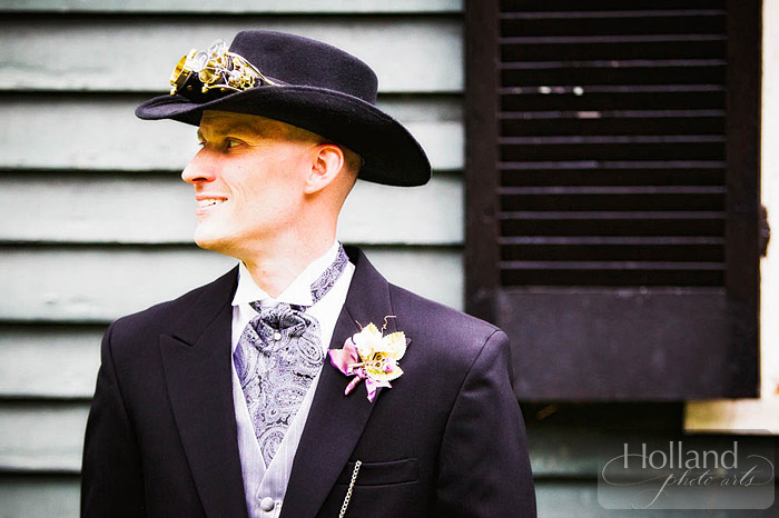 Grooms in hats. Image: Holland Photo Arts