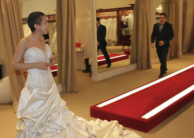 Dying teen marries high-school sweetheart in dream wedding 8