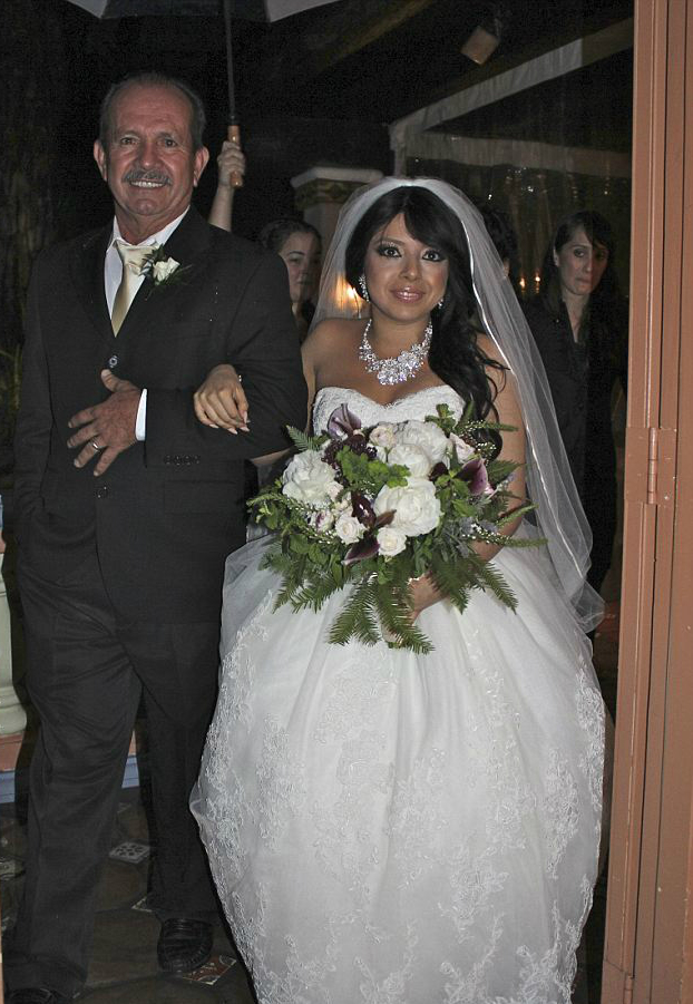 Leslie Rivera - Dying Teen Marries High School Sweetheart In Dream Wedding 3