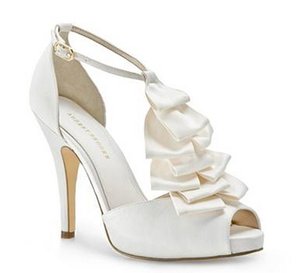 Audrey Brooke Estella pumps