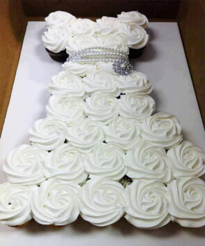 cupcakes shapes as wedding dress