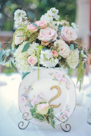wedding tables numbering idea