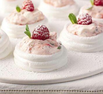 raspberry and cream dessert