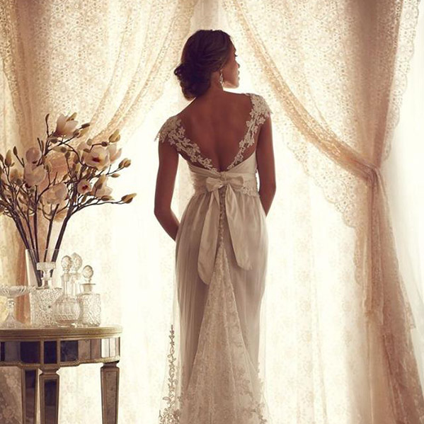 thumbnail anna campbell gown