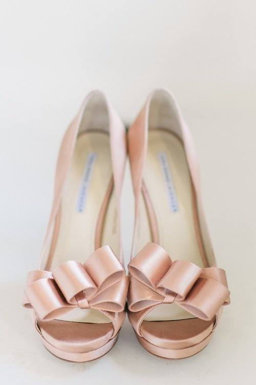 gorgeous blush wedding shoes