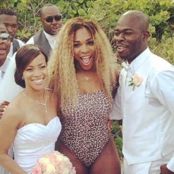 Serena Williams poses with newlyweds in Miami. Image: SerenaWilliams via Instatram