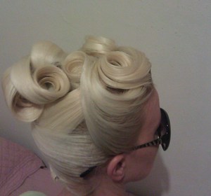vintage-inspired-hairstyle
