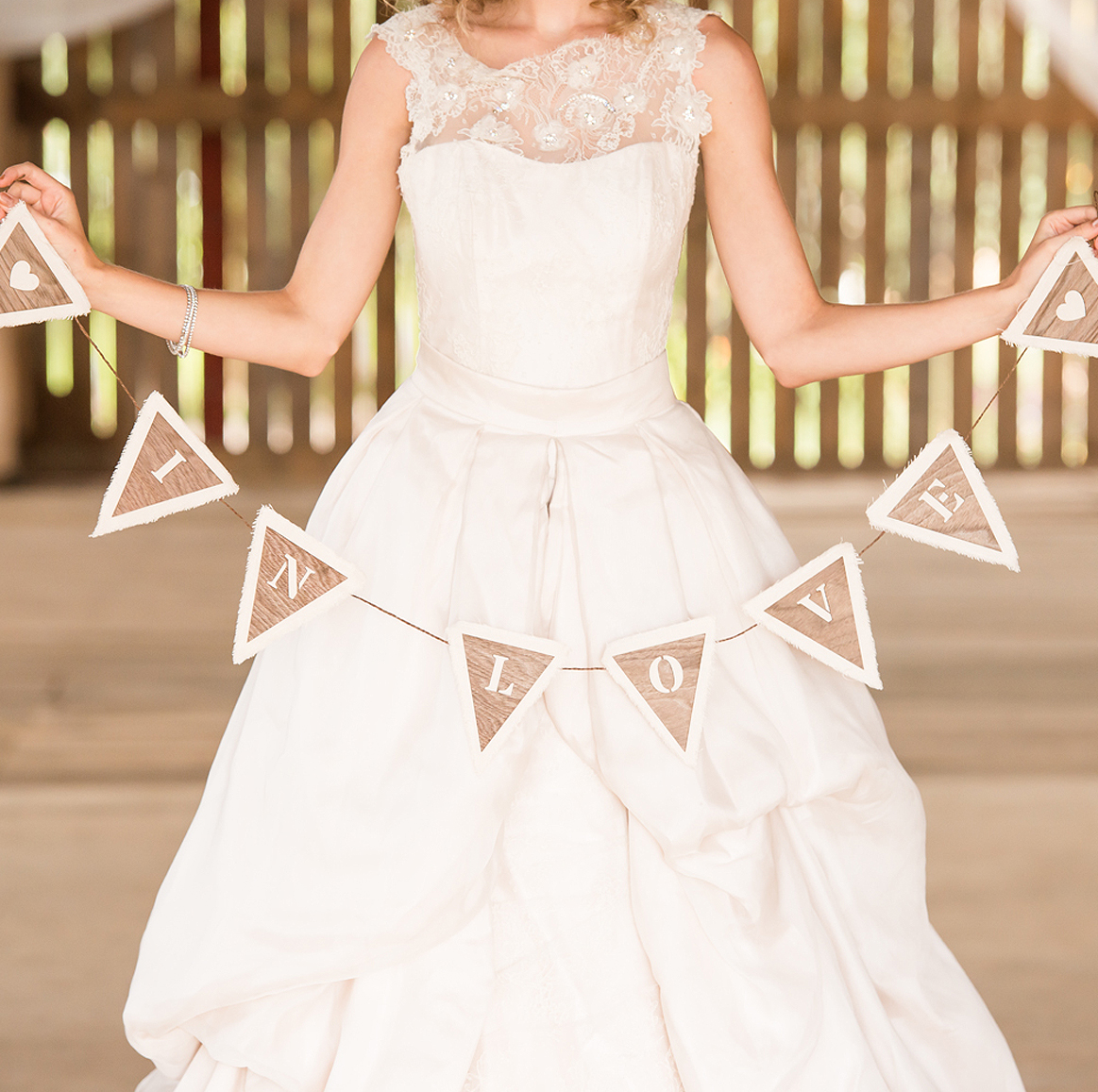 bomboniere and wedding favor trends for 2015