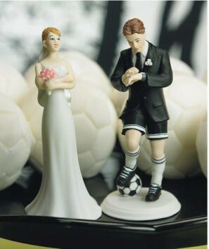Cool wedding cake toppers
