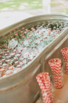Cooling drinks for a summer wedding