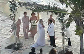 A view from above as Johnny and Amber take their vows. Image: People Magazine via Splash News.