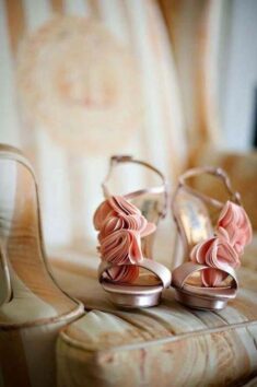 Badgley Mischka ruffled pink shoes - Randee