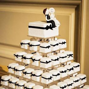 Pre-cut wedding cake