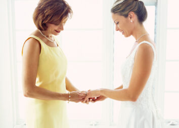 10 heartfelt ways for a bride to honour her mother1