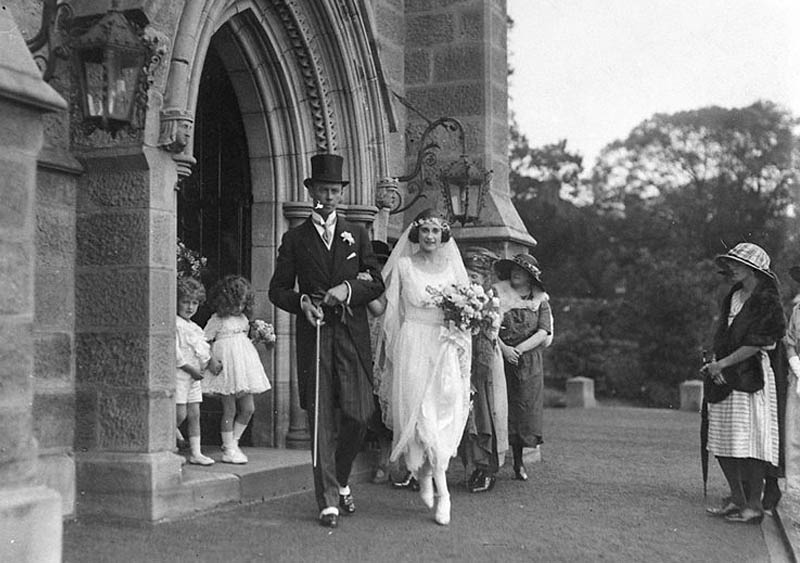 Audrey Hepburn in Funny face vintage wedding dress