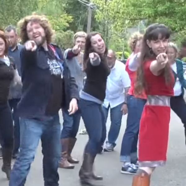 11 epic marriage proposals on video