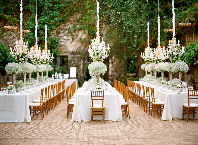 Outdoor white wedding. Image: Caroline Tran Photography
