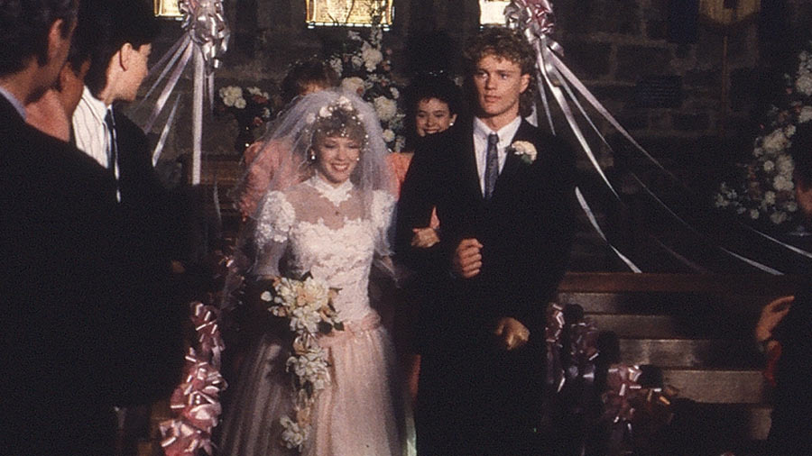 Charlene Mitchell and Scott Robinson exchanged vows in episode 523 of Neighbours. Image Neighbours