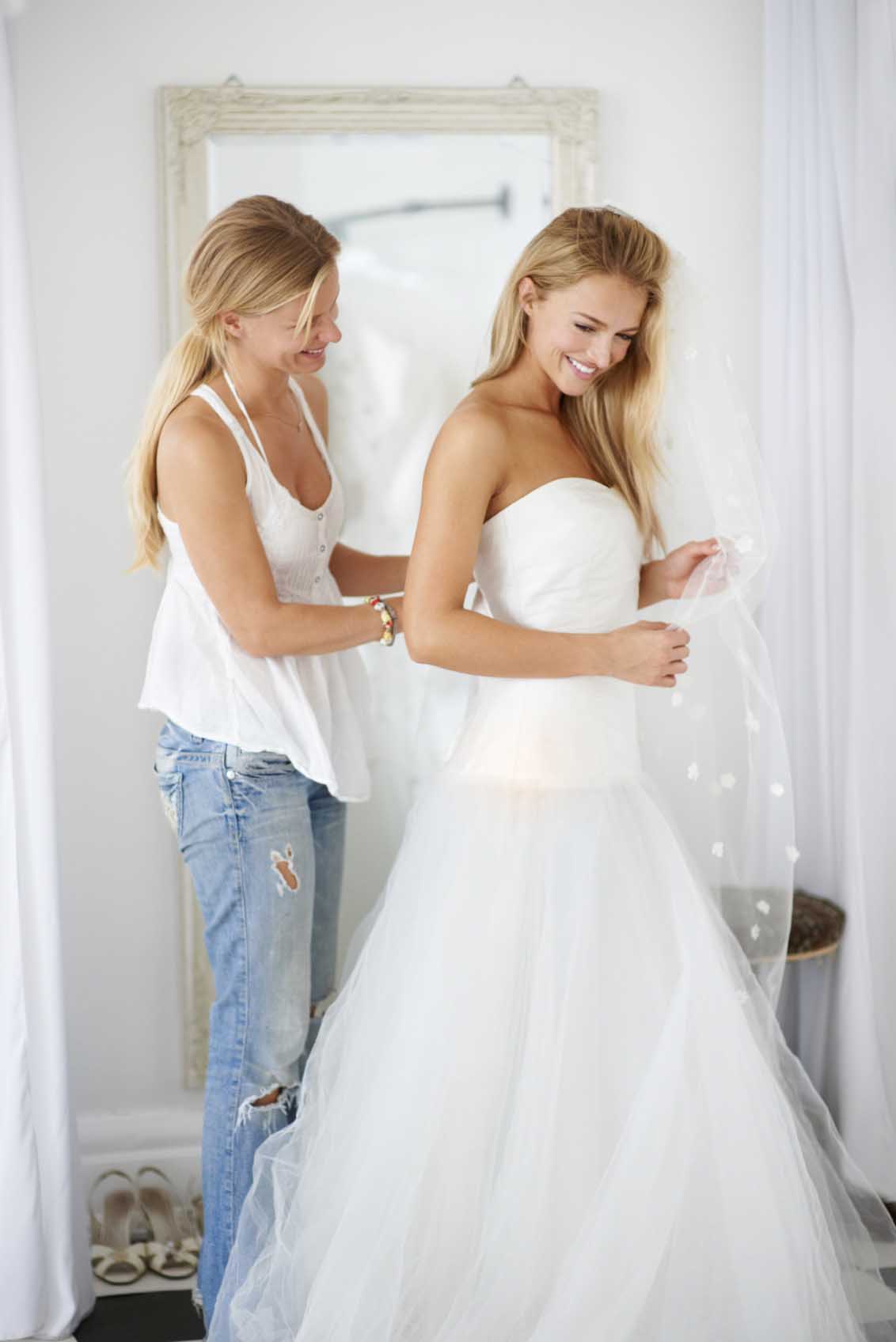 Having your wedding dress custom made 