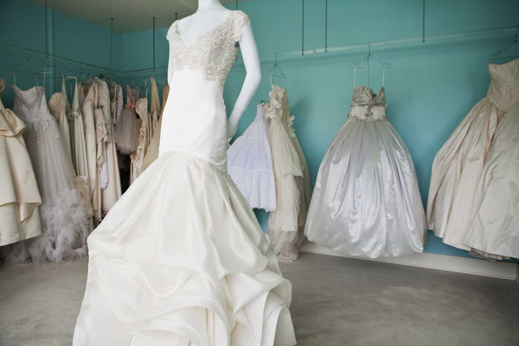 wedding dress shopping mistakes the most brides make