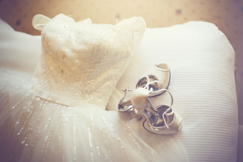 creative things to do with your wedding dress after your wedding