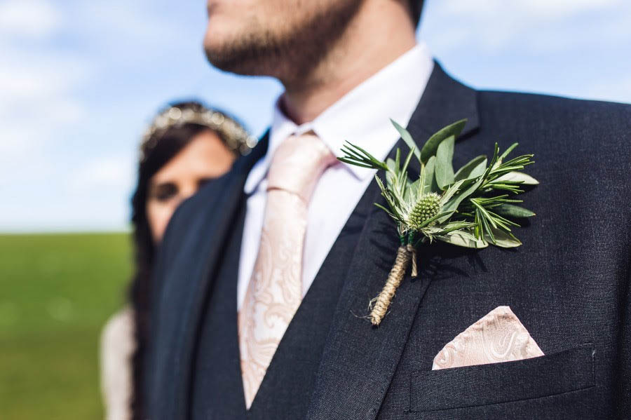 gorgeous buttonholes