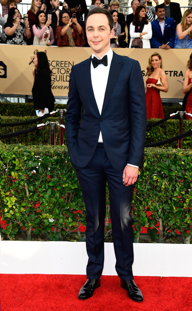 Jim Parsons SAG awards classic suit