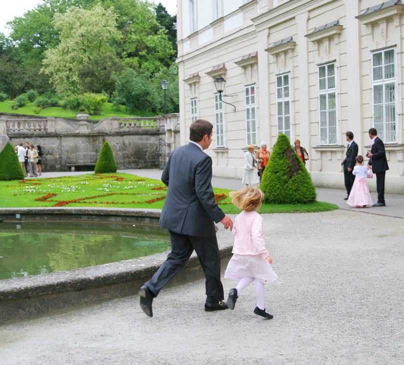 Father and Daughter at wedding