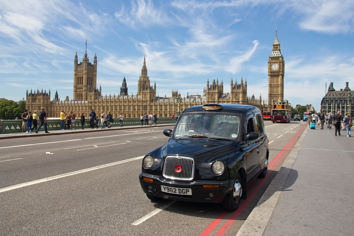 transport your wedding guests