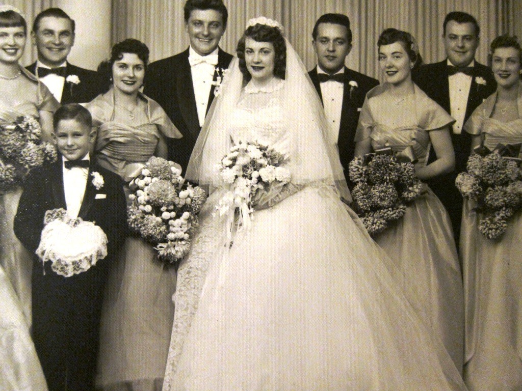 1950s wedding image via pinterest