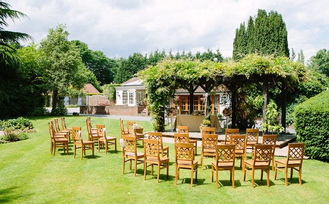 oaks farm weddings, small wedding venues london