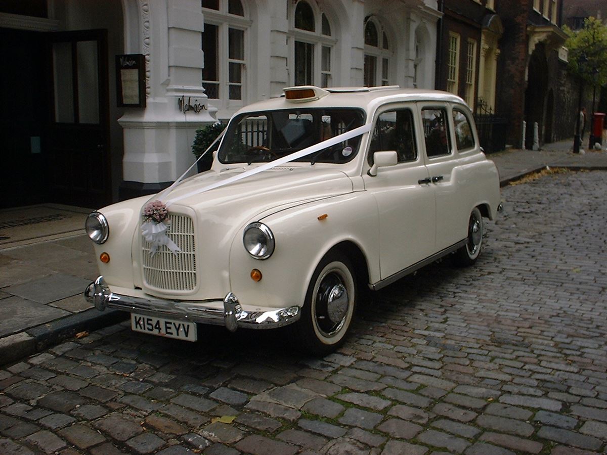 wedding cars horley