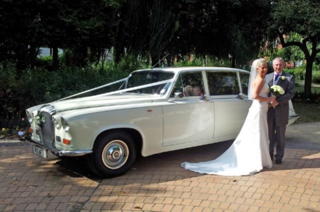 the classic way, wedding cars beverley