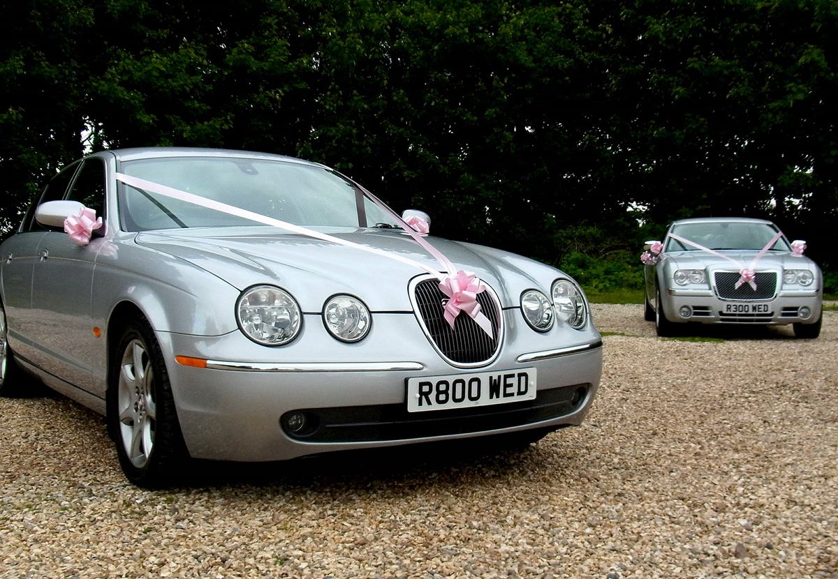 wedding cars gloucestershire
