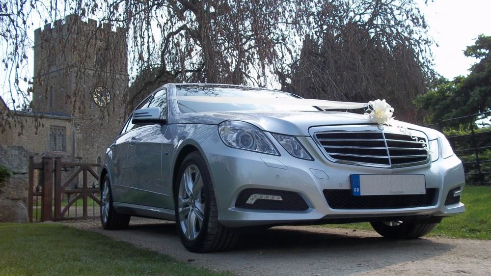 wedding cars gloucestershire