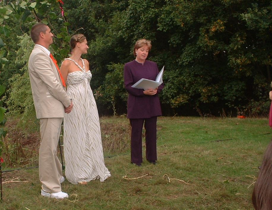 marriage celebrants stanford le hope