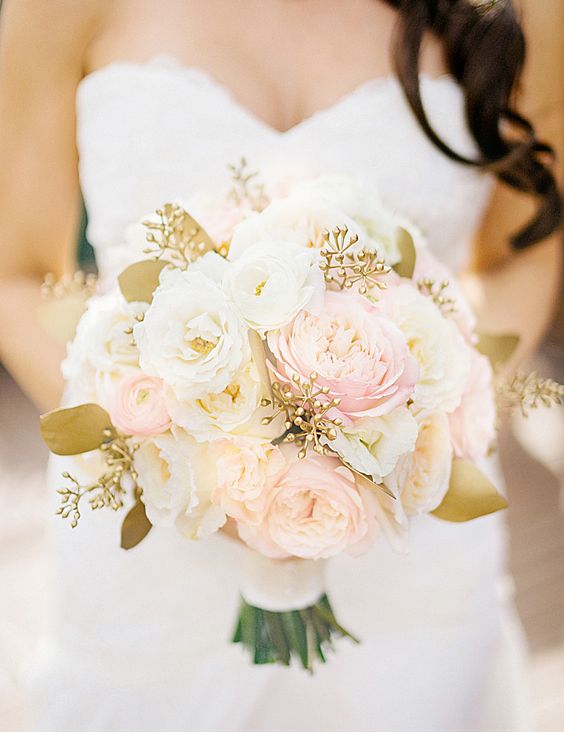 wedding flower trends 2019