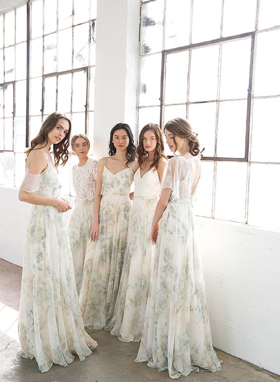 mismatching ideas for your bridesmaids