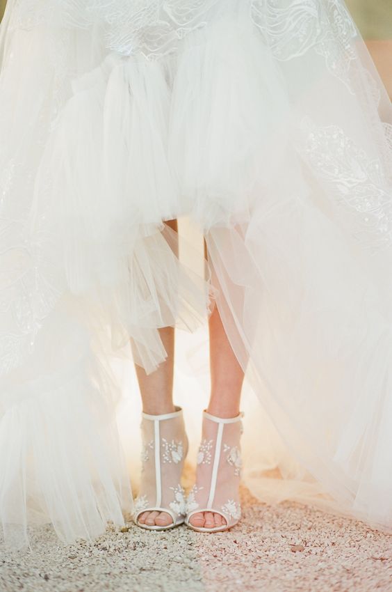 Which bridal shoe are you? – Easy Weddings