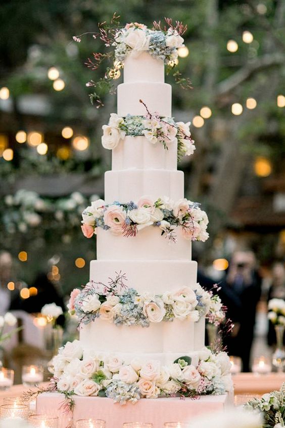 wedding cakes