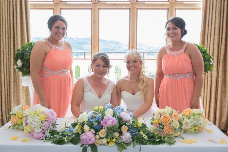 bridesmaids dresses colour scheme