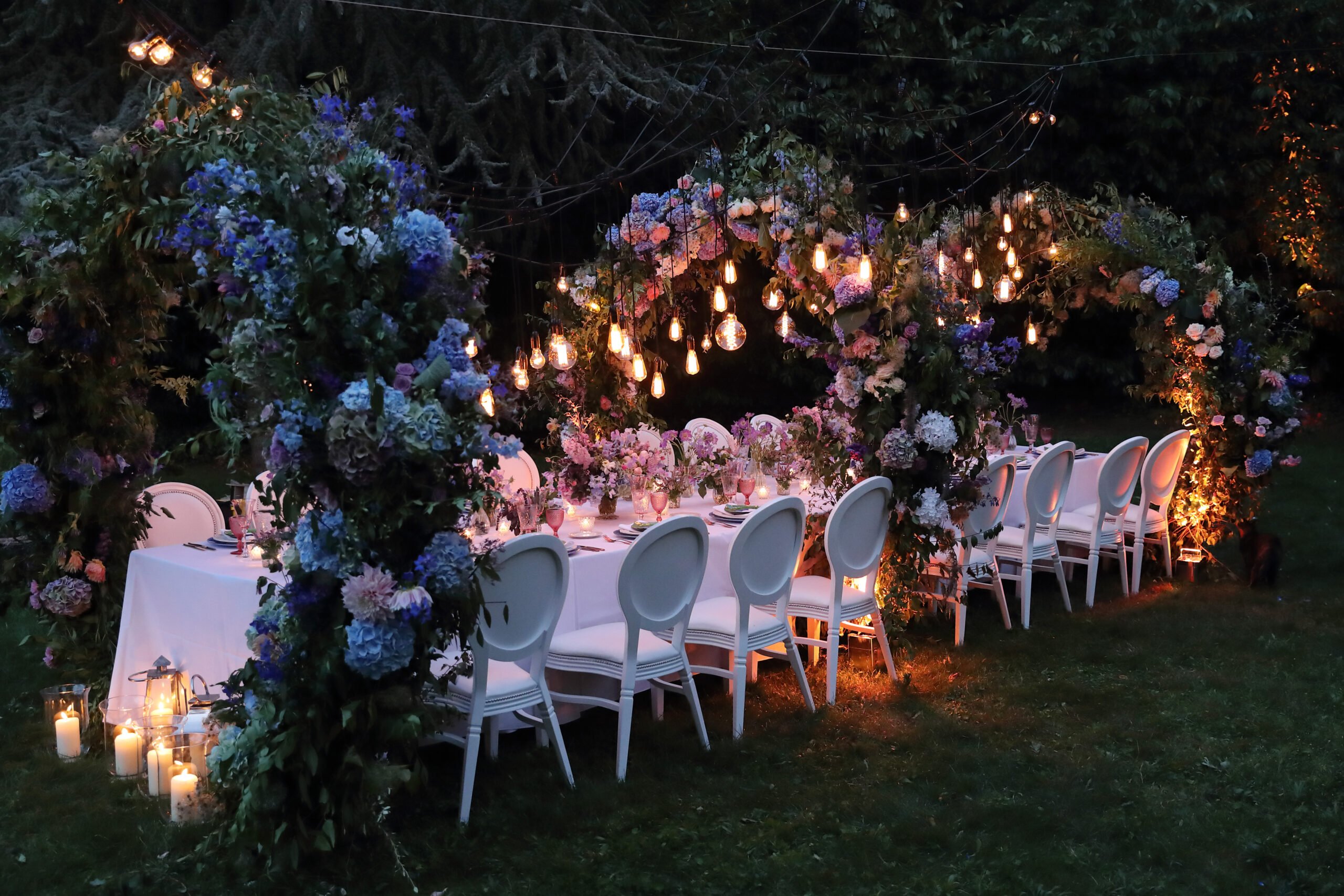 Garden wedding ceremony, Xander Casey Photography