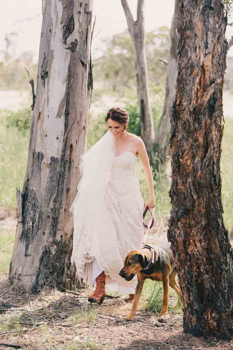 Bride with outlet boots