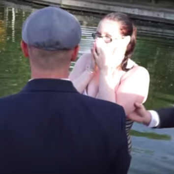 photographer falls into lake